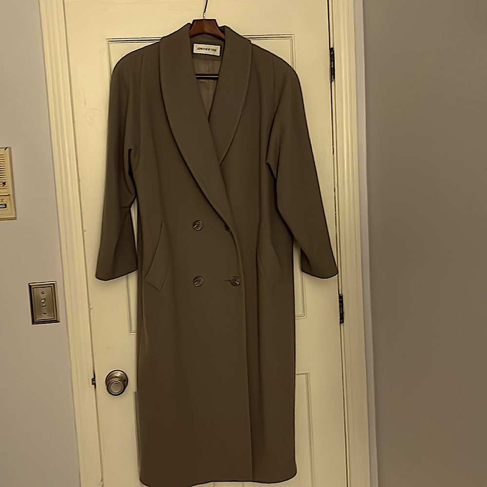 Jones New York Tan Trench Coat
